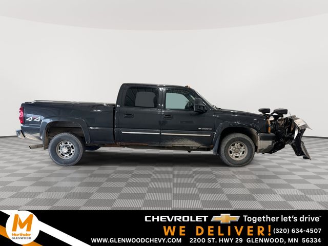 Dark Gray Metallic 2004 Chevrolet Silverado 2500HD LS Crew Cab 4WD Pickup Truck Four-Wheel Drive 4-Speed Automatic Overdrive