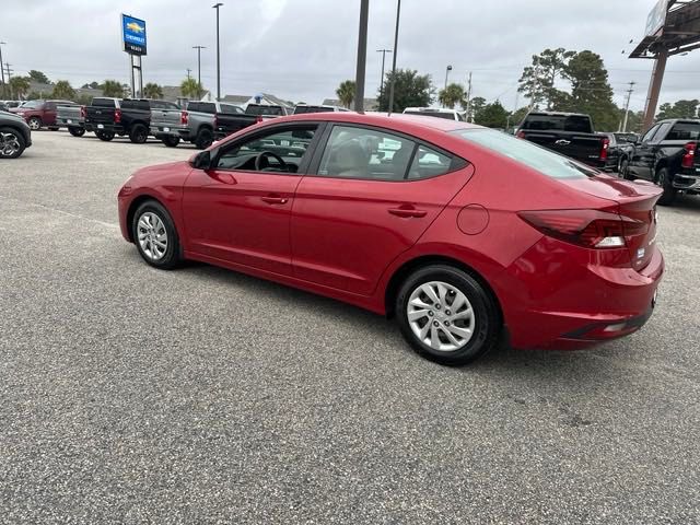 2019 Hyundai Elantra SE 3