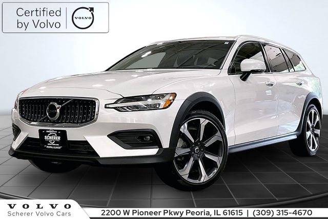 Crystal White 2021 Volvo V60 Wagon All-Wheel Drive Automatic