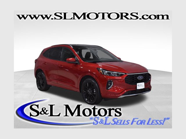  2023 Ford Escape ST-Line Elite AWD   