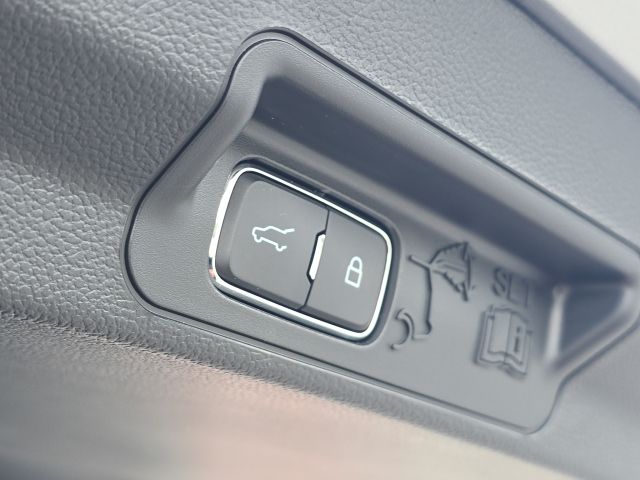 2024 Ford Explorer ST:168393B1A