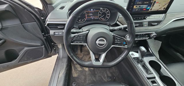 2023 Nissan Altima 2.5 SL 13