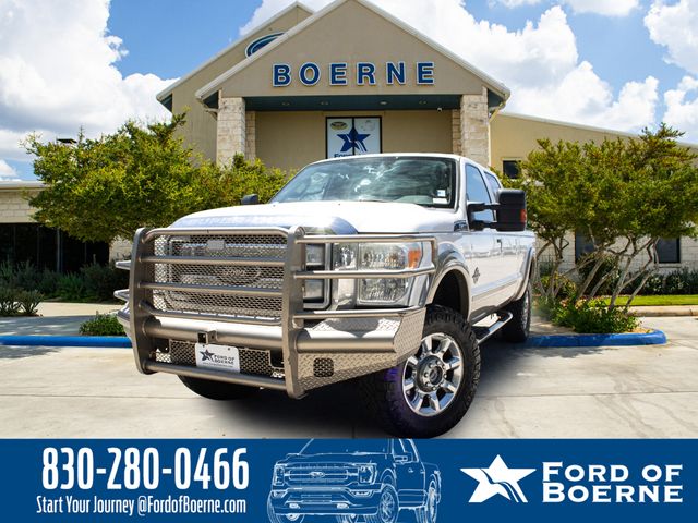 White 2012 Ford F-250 Super Duty Lariat Crew Cab 4WD Pickup Truck Four-Wheel Drive 6-Speed Automatic Overdrive