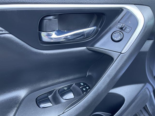 Used 2015 Nissan Altima For Sale in Muncie, IN