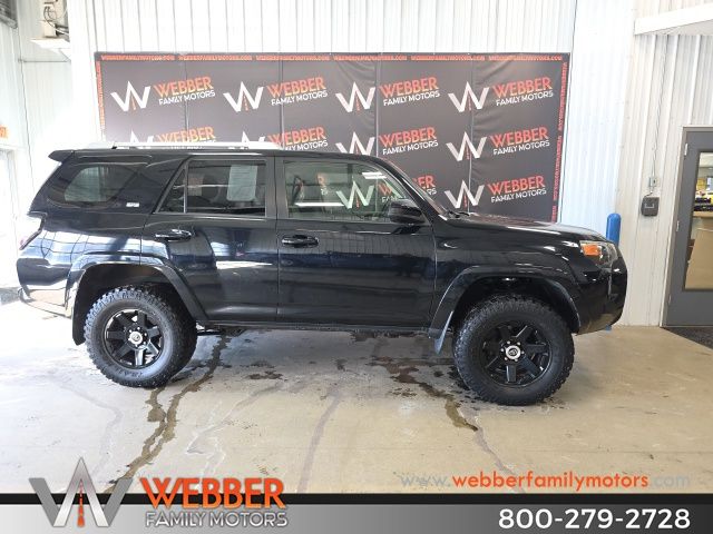 2018 Toyota 4Runner SR5 4WD