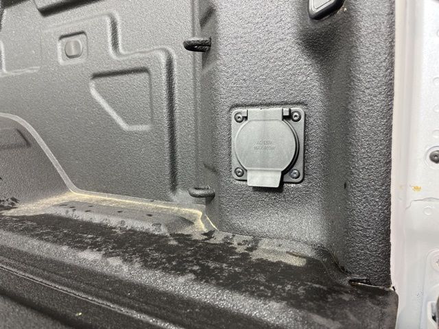 2024 White Frost Tricoat GMC Sierra 2500HD Denali Ultimate 4X4 Truck
