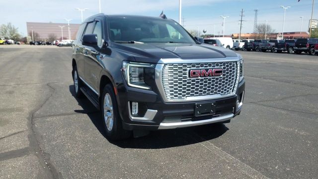 2023 GMC Yukon Denali 2