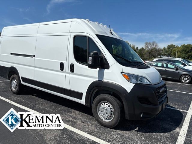 Bright White Clearcoat 2025 RAM ProMaster Van 9-Speed Automatic