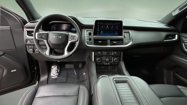 Used 2024 Black Chevrolet Z71 image 16