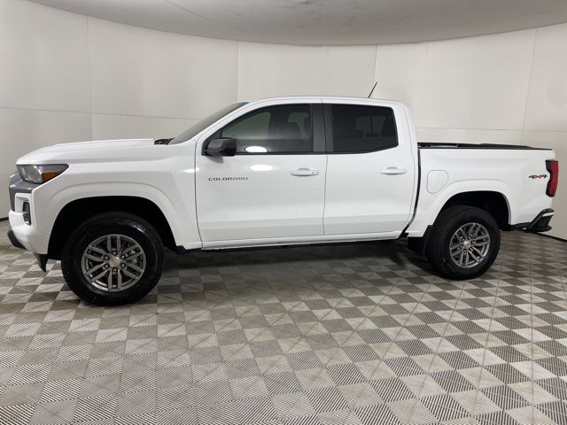 2024 Chevrolet Colorado LT 6