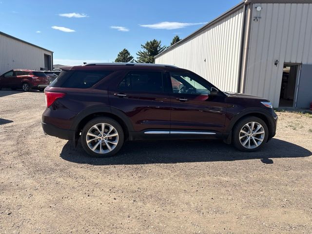 2022 Red Ford Explorer Platinum 4X4 SUV