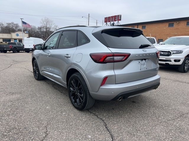 2023 Ford Escape