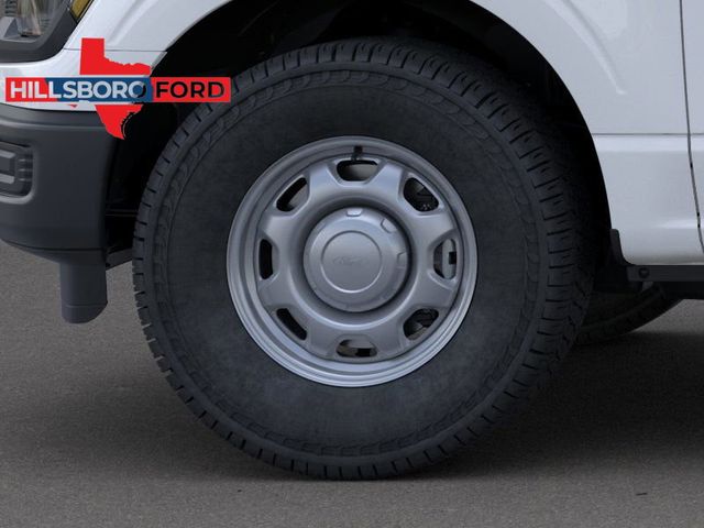 2025 Oxford White Ford F-150 XL RWD Truck