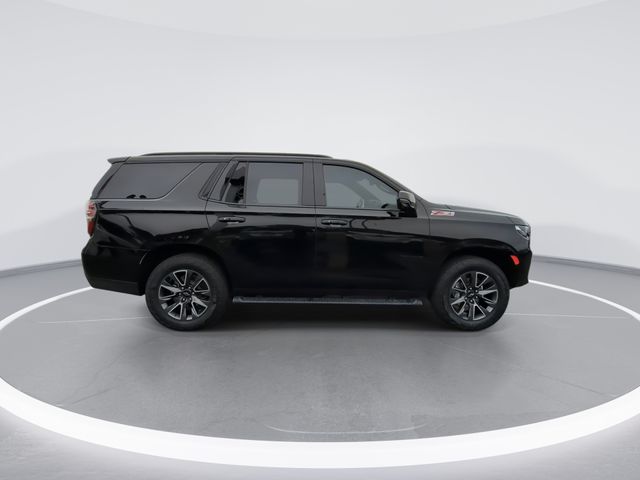 Used 2023 Black Chevrolet Z71 image 9