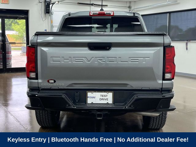 View vehicle photo 7
