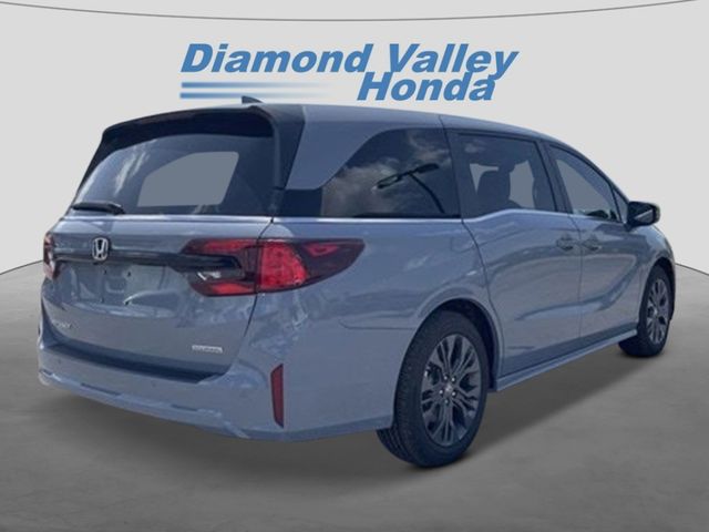 2025 Honda Odyssey Touring 3