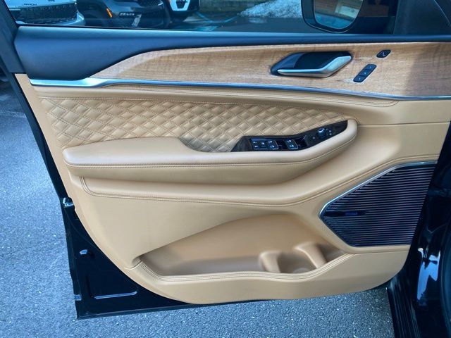 2023 Jeep Grand Cherokee L