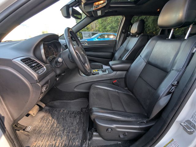 2019 Bright White Clearcoat Jeep Grand Cherokee Altitude 4X4 SUV