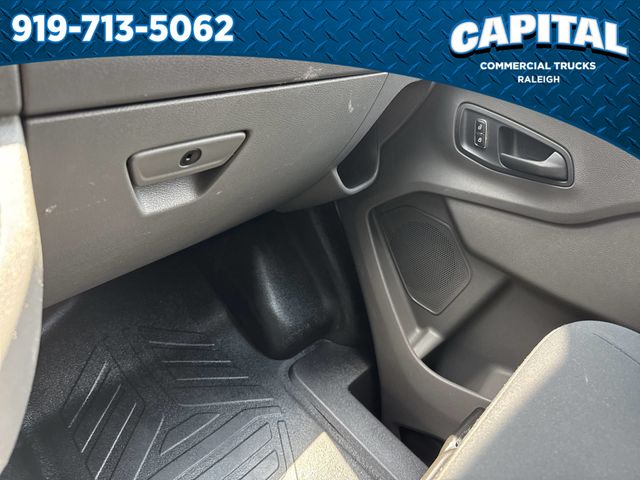 Used 2025 White Ford Base image 27