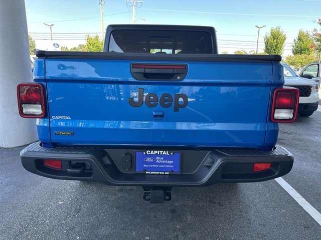 Used 2023 Blue Jeep Sport S image 24