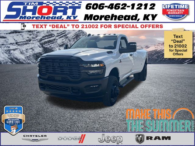 Bright White Clearcoat 2026 RAM 3500 Pickup Truck Four-Wheel Drive 8-Speed Automatic