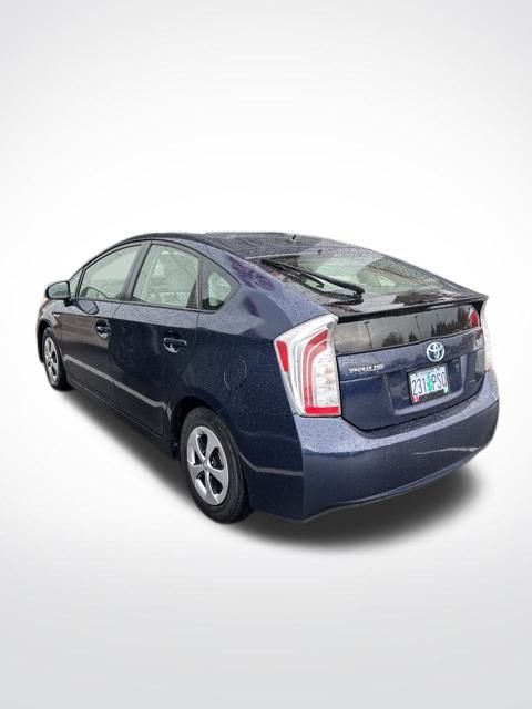 2012 Toyota Prius Two 7