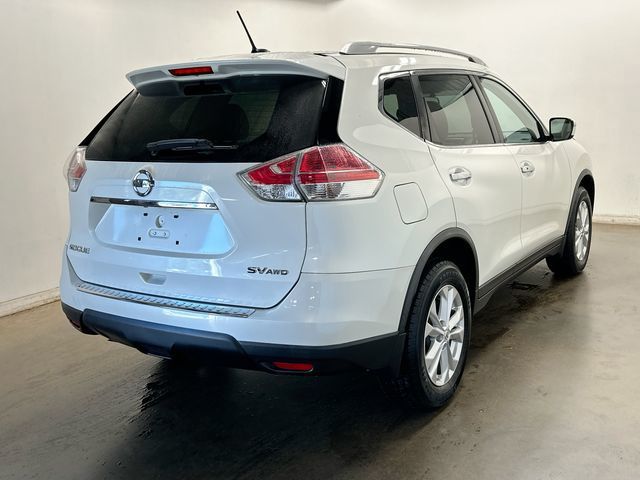 2016 Nissan Rogue SV White at Rafferty Subaru