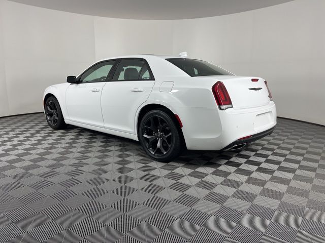 2023 Chrysler 300 S 7