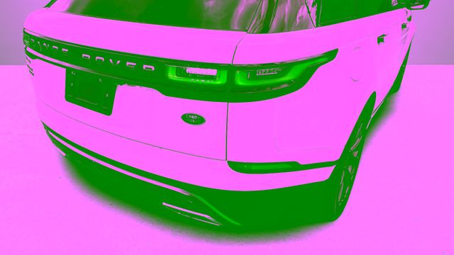 Used 2019 White Land Rover SE R-Dynamic image 38