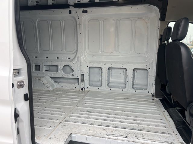 2023 Ford Transit-250