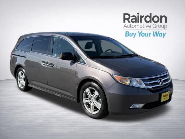 Mocha Metallic 2012 Honda Odyssey Minivan 6-Speed Automatic