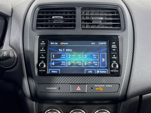 MitsubishiOutlander Sport22