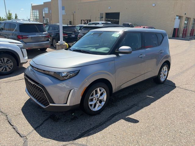 2025 Kia Soul LX