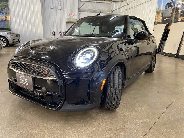 2022 MINI Convertible - Image 3