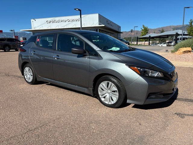 Gray (Gun Metallic) 2025 Nissan LEAF Hatchback Front-Wheel Drive Automatic