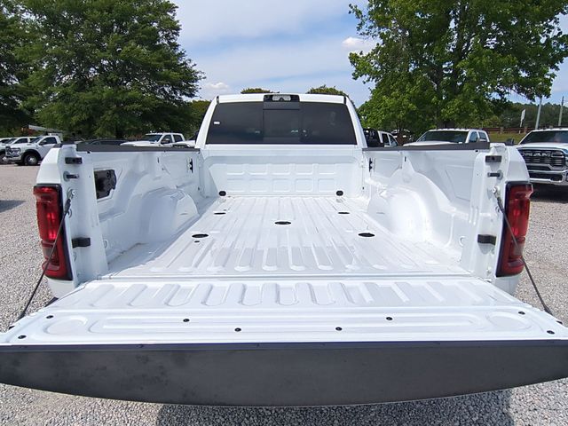 New 2026 Bright White Clear-Coat Exterior Paint RAM Tradesman image 33