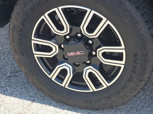 2023 GMC Sierra 2500HD AT4:46645A2