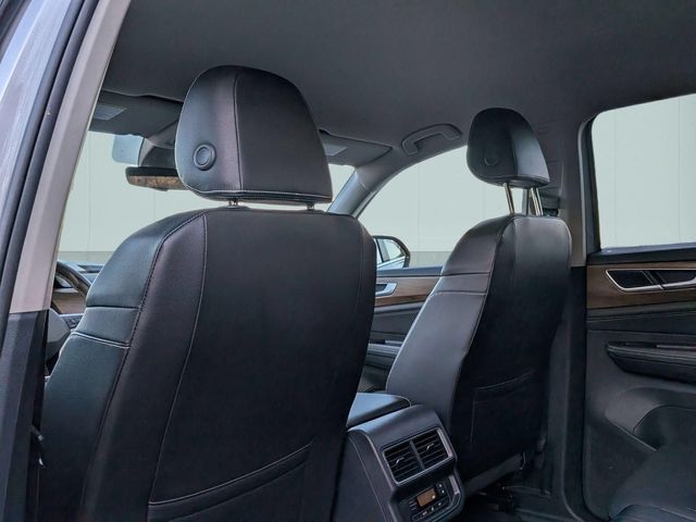 2025 Volkswagen Atlas SE w/Tech - Photo 24