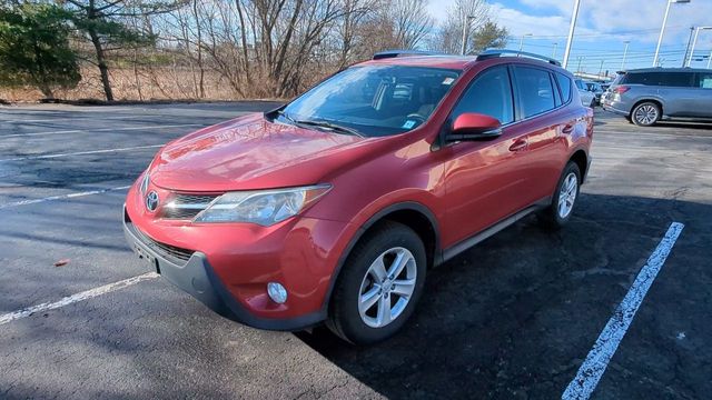 2013 Toyota RAV4 XLE 8