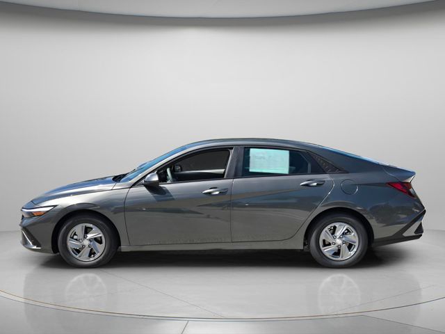 2026 Hyundai Elantra - $21,659