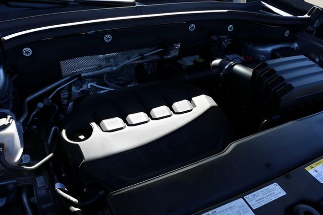 Used Car 2025 Volkswagen Atlas  2.0t Se W/technology For Sale Under $35,000 In Austin, Texas