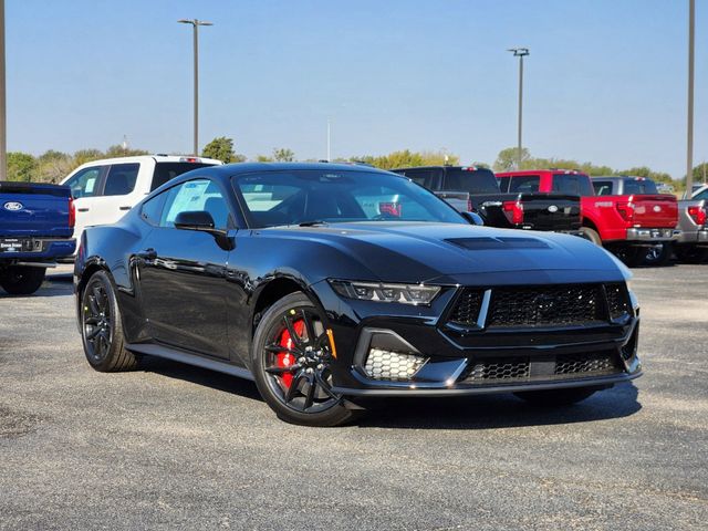 2024 Ford Mustang GT Premium 2