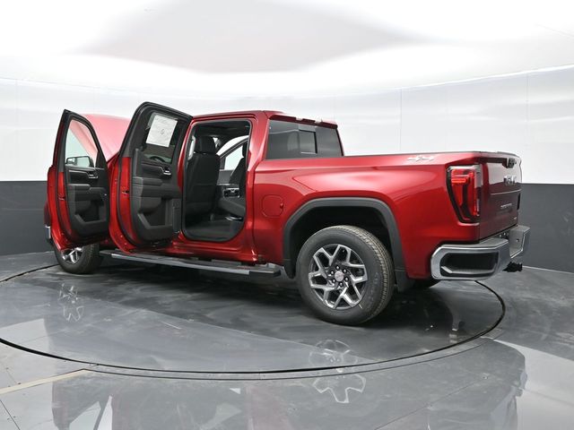 2025 GMC Sierra 1500 SLT 39