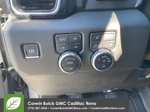 2024 GMC Sierra 3500HD Denali 15