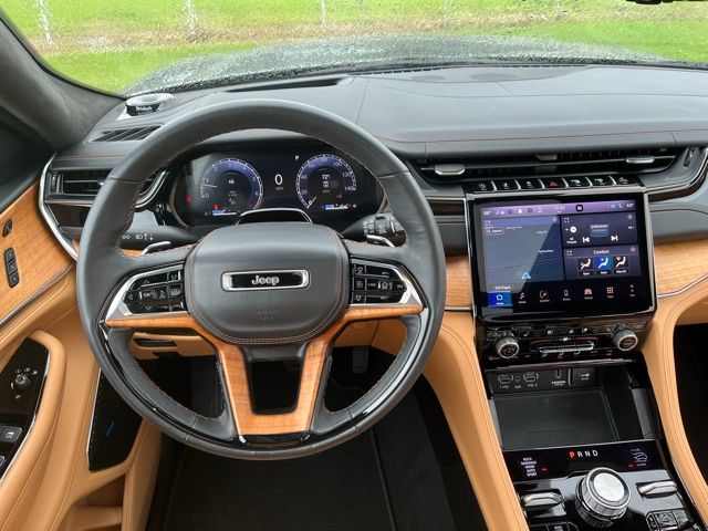 Photo 3 of 2024 Jeep Grand Cherokee Summit Reserve