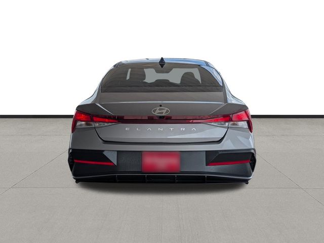 2024 Hyundai Elantra SEL Silver at Community Toyota