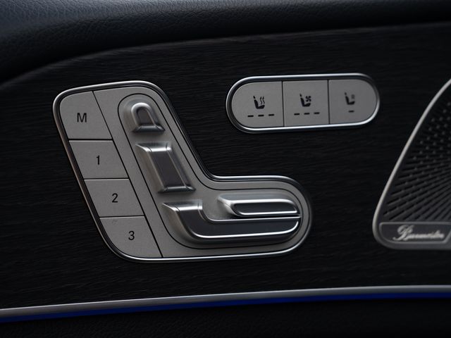 Used 2024  Mercedes-Benz GLS 450 image 20
