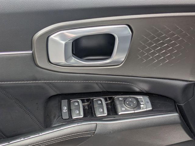 Used 2022 Kia Sorento Plug-in Hybrid SX 4D Sport Utility