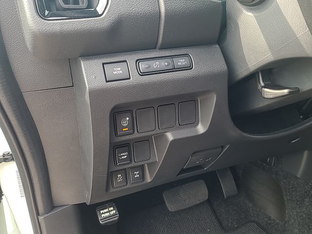 New 2026 Nissan Frontier Truck