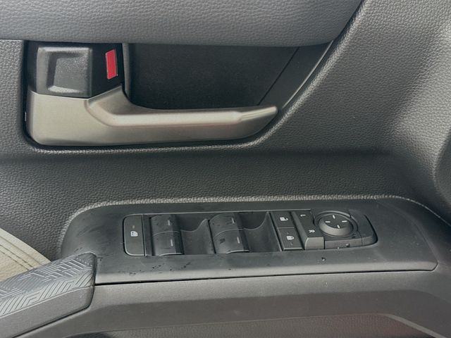 2025 Toyota Tacoma Limited - Photo 20